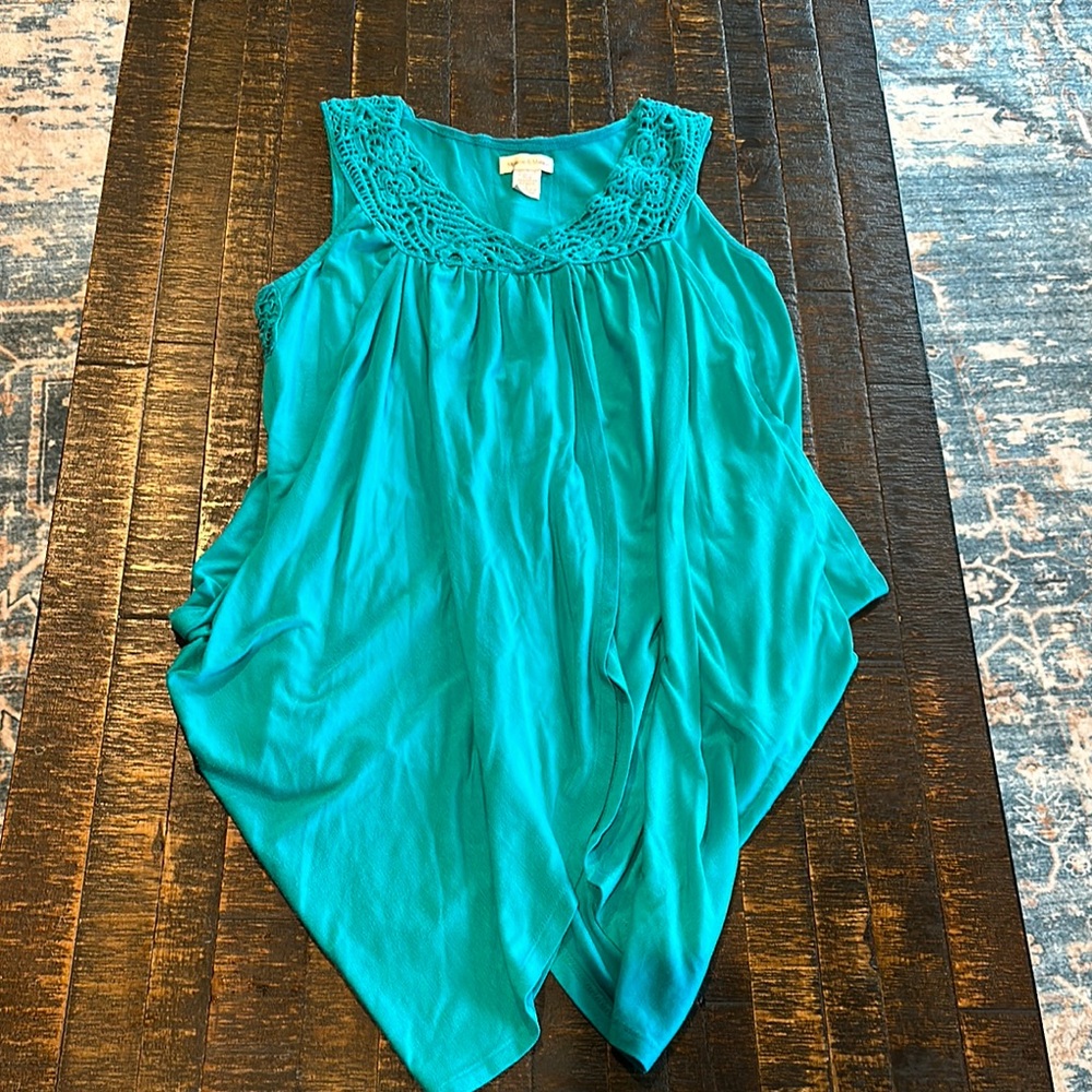 Monroe & Main Vibrant Blue Sleeveless Blouse
